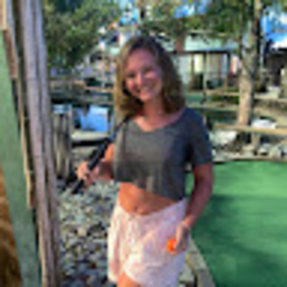 Meet your Posher, Rylee - Picture 1 of 1